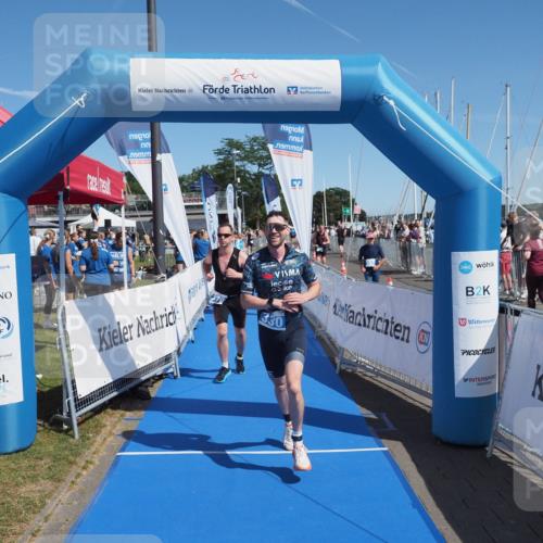 17.08.2025 - KN Förde Triathlon 2025 MichiJ http://msf.ph/oto/8601370 17.08.2025 12:17:56 Laufen 330, 370 meine-sportfotos.de
