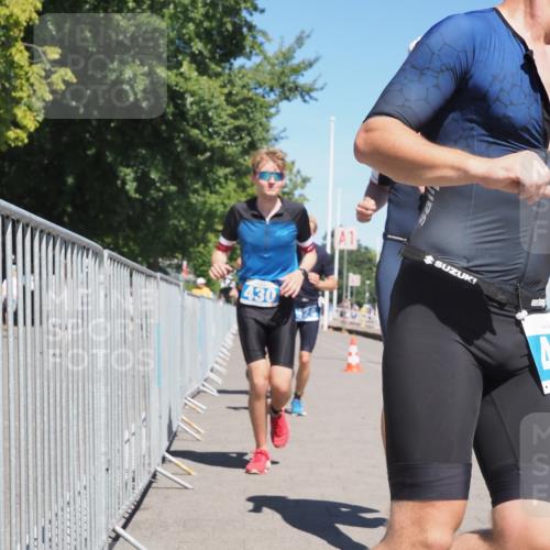 17.08.2025 - KN Förde Triathlon 2025 KatJ http://msf.ph/oto/8601442 17.08.2025 13:43:06 Laufen 420, 424, 430, 487, 498, 509 meine-sportfotos.de