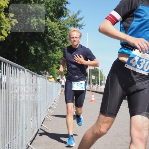 17.08.2025 - KN Förde Triathlon 2025 KatJ http://msf.ph/oto/8601461 17.08.2025 13:43:08 Laufen 420, 424, 430, 487, 498, 509 meine-sportfotos.de