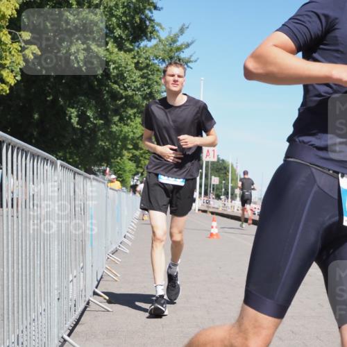 17.08.2025 - KN Förde Triathlon 2025 KatJ http://msf.ph/oto/8601473 17.08.2025 13:43:09 Laufen 420, 424, 428, 430, 487, 509 meine-sportfotos.de