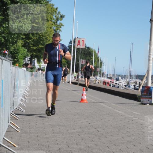 17.08.2025 - KN Förde Triathlon 2025 KatJ http://msf.ph/oto/8601516 17.08.2025 11:53:45 Laufen 264, 334 meine-sportfotos.de