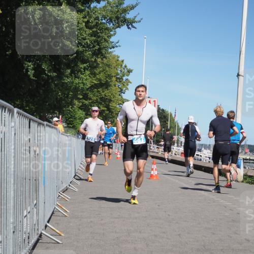 17.08.2025 - KN Förde Triathlon 2025 KatJ http://msf.ph/oto/8601527 17.08.2025 13:43:14 Laufen 428, 455, 487 meine-sportfotos.de
