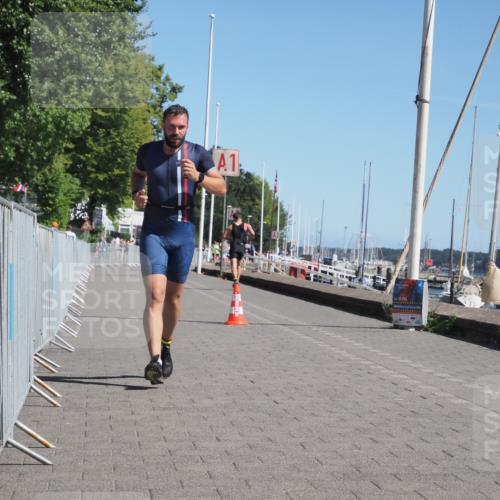 17.08.2025 - KN Förde Triathlon 2025 KatJ http://msf.ph/oto/8601539 17.08.2025 11:53:45 Laufen 264, 334 meine-sportfotos.de