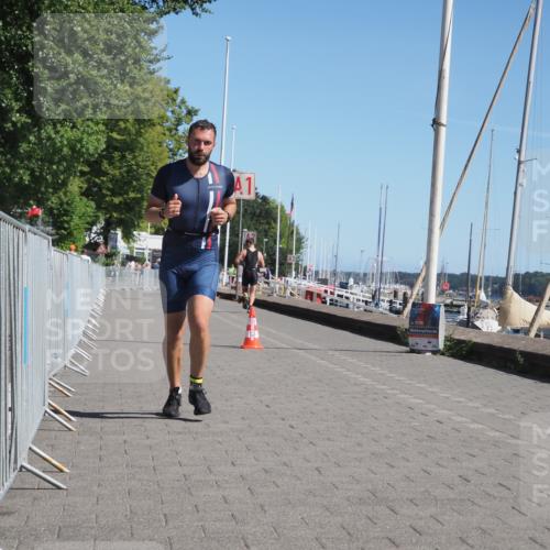 17.08.2025 - KN Förde Triathlon 2025 KatJ http://msf.ph/oto/8601549 17.08.2025 11:53:45 Laufen 264, 334 meine-sportfotos.de