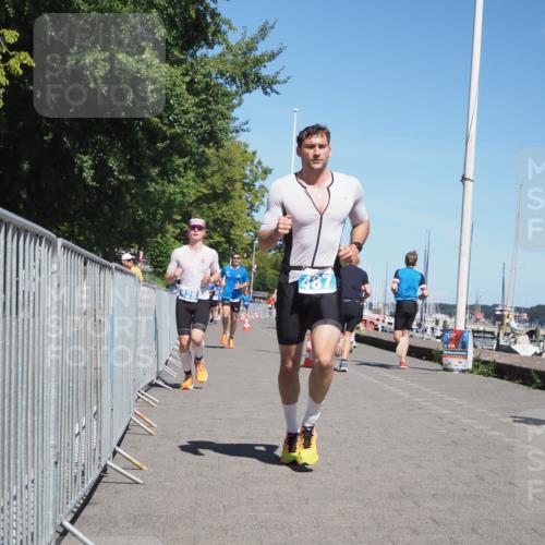 17.08.2025 - KN Förde Triathlon 2025 KatJ http://msf.ph/oto/8601556 17.08.2025 13:43:15 Laufen 428, 455, 487 meine-sportfotos.de