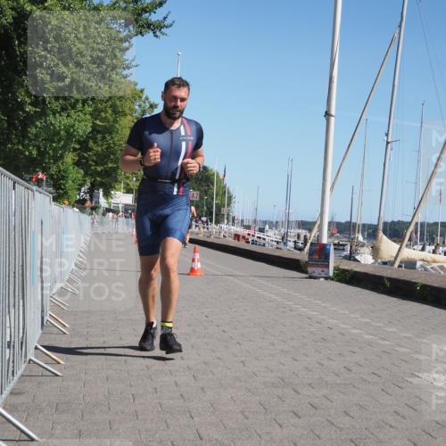 17.08.2025 - KN Förde Triathlon 2025 KatJ http://msf.ph/oto/8601570 17.08.2025 11:53:46 Laufen 264, 334 meine-sportfotos.de