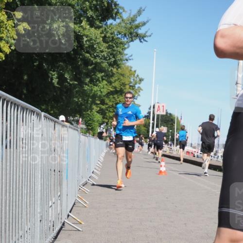 17.08.2025 - KN Förde Triathlon 2025 KatJ http://msf.ph/oto/8601591 17.08.2025 13:43:19 Laufen 428, 455 meine-sportfotos.de