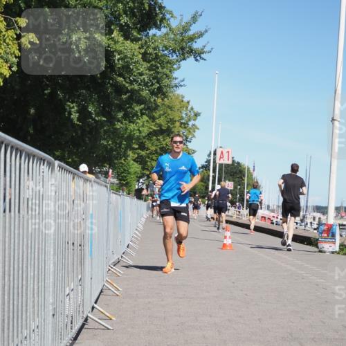 17.08.2025 - KN Förde Triathlon 2025 KatJ http://msf.ph/oto/8601595 17.08.2025 13:43:19 Laufen 428, 455 meine-sportfotos.de