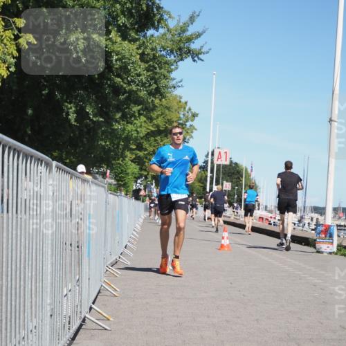 17.08.2025 - KN Förde Triathlon 2025 KatJ http://msf.ph/oto/8601598 17.08.2025 13:43:19 Laufen 428, 455 meine-sportfotos.de