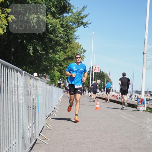 17.08.2025 - KN Förde Triathlon 2025 KatJ http://msf.ph/oto/8601601 17.08.2025 13:43:19 Laufen 428, 455 meine-sportfotos.de