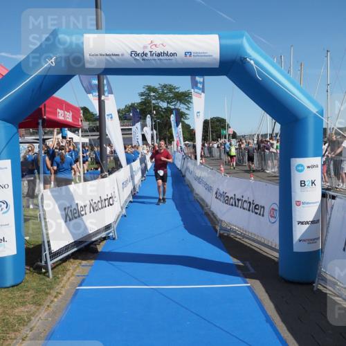 17.08.2025 - KN Förde Triathlon 2025 MichiJ http://msf.ph/oto/8601615 17.08.2025 12:18:13 Laufen 312, 329 meine-sportfotos.de