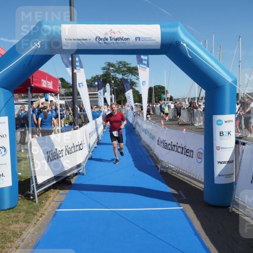 17.08.2025 - KN Förde Triathlon 2025 MichiJ http://msf.ph/oto/8601648 17.08.2025 12:18:14 Laufen 312, 329 meine-sportfotos.de