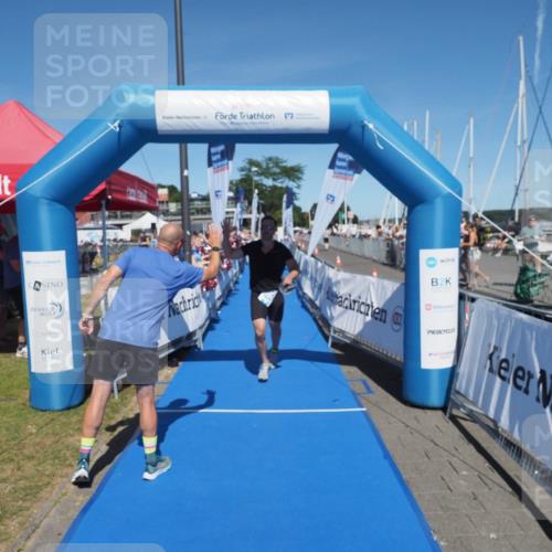 17.08.2025 - KN Förde Triathlon 2025 MichiJ http://msf.ph/oto/8601670 17.08.2025 14:10:33 Laufen 496 meine-sportfotos.de