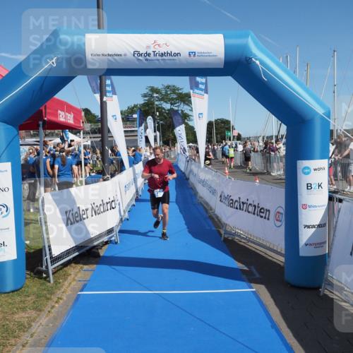 17.08.2025 - KN Förde Triathlon 2025 MichiJ http://msf.ph/oto/8601671 17.08.2025 12:18:14 Laufen 312, 329 meine-sportfotos.de