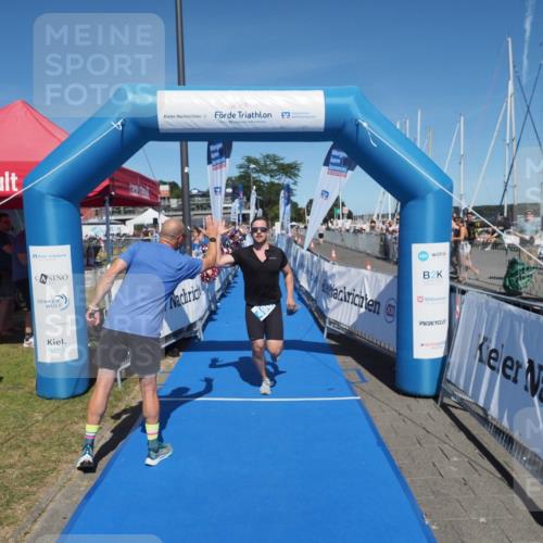 17.08.2025 - KN Förde Triathlon 2025 MichiJ http://msf.ph/oto/8601677 17.08.2025 14:10:33 Laufen 496 meine-sportfotos.de