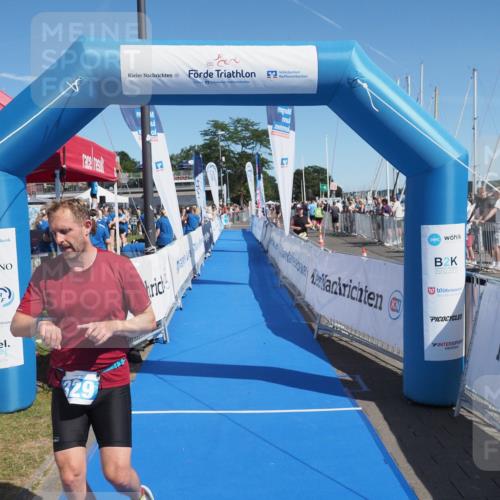 17.08.2025 - KN Förde Triathlon 2025 MichiJ http://msf.ph/oto/8601734 17.08.2025 12:18:16 Laufen 329 meine-sportfotos.de