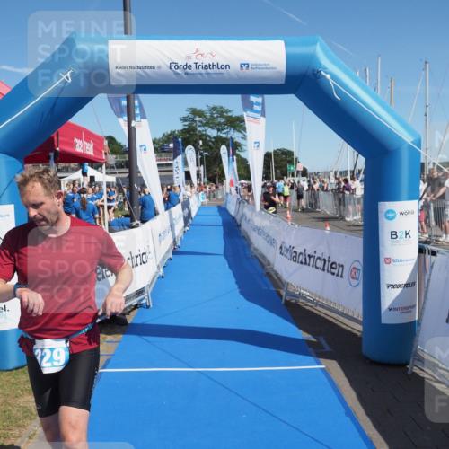 17.08.2025 - KN Förde Triathlon 2025 MichiJ http://msf.ph/oto/8601738 17.08.2025 12:18:16 Laufen 329 meine-sportfotos.de