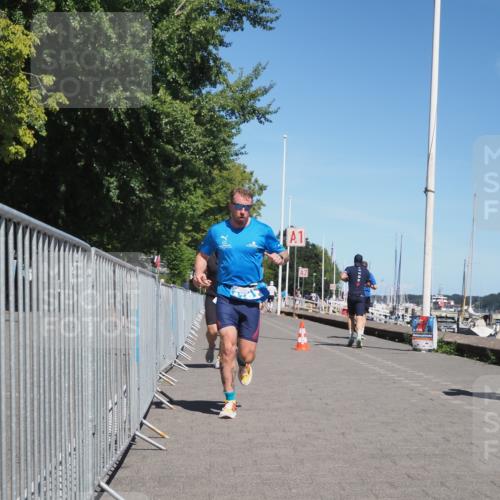 17.08.2025 - KN Förde Triathlon 2025 KatJ http://msf.ph/oto/8601810 17.08.2025 13:43:39 Laufen 441, 472, 476, 496, 500 meine-sportfotos.de