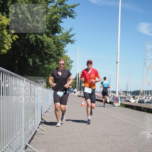 17.08.2025 - KN Förde Triathlon 2025 KatJ http://msf.ph/oto/8601857 17.08.2025 13:43:41 Laufen 441, 472, 476, 496, 500 meine-sportfotos.de