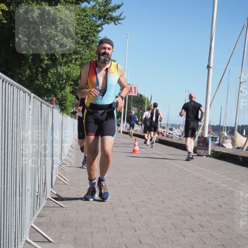 17.08.2025 - KN Förde Triathlon 2025 KatJ http://msf.ph/oto/8601890 17.08.2025 11:54:32 Laufen 270, 310 meine-sportfotos.de