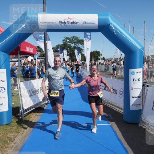 17.08.2025 - KN Förde Triathlon 2025 MichiJ http://msf.ph/oto/8601892 17.08.2025 12:18:46 Laufen 297, 618, 624 meine-sportfotos.de