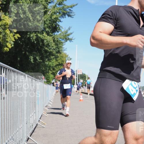 17.08.2025 - KN Förde Triathlon 2025 KatJ http://msf.ph/oto/8601899 17.08.2025 13:43:44 Laufen 441, 472, 496, 500 meine-sportfotos.de