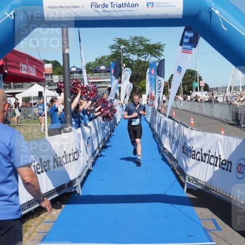 17.08.2025 - KN Förde Triathlon 2025 MichiJ http://msf.ph/oto/8601900 17.08.2025 14:11:14 Laufen 535 meine-sportfotos.de