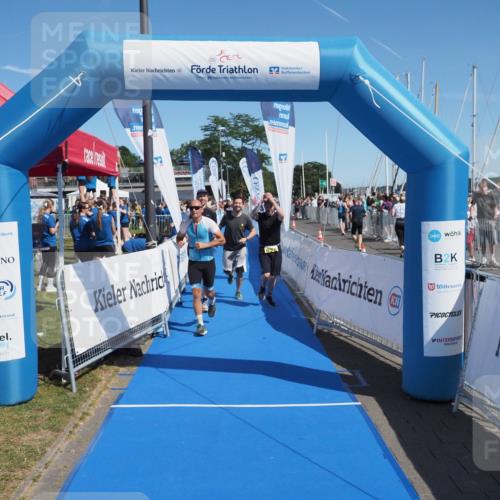 17.08.2025 - KN Förde Triathlon 2025 MichiJ http://msf.ph/oto/8601993 17.08.2025 12:18:49 Laufen 297, 618, 624 meine-sportfotos.de