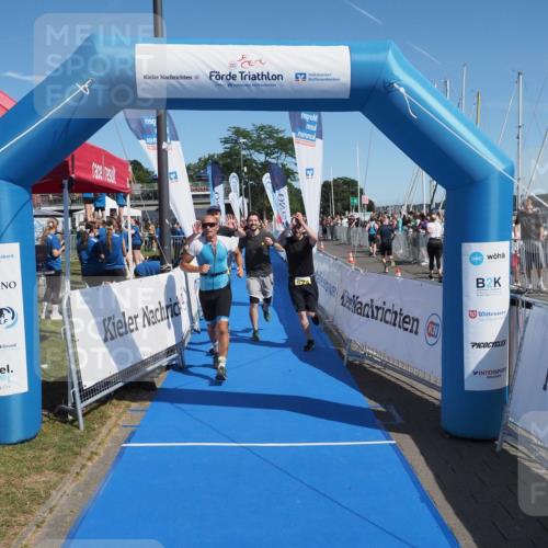 17.08.2025 - KN Förde Triathlon 2025 MichiJ http://msf.ph/oto/8601999 17.08.2025 12:18:50 Laufen 293, 297, 618, 624 meine-sportfotos.de