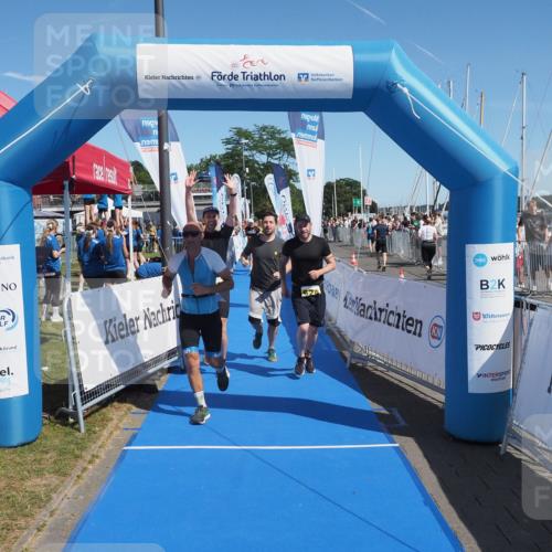 17.08.2025 - KN Förde Triathlon 2025 MichiJ http://msf.ph/oto/8602020 17.08.2025 12:18:50 Laufen 293, 297, 618, 624 meine-sportfotos.de