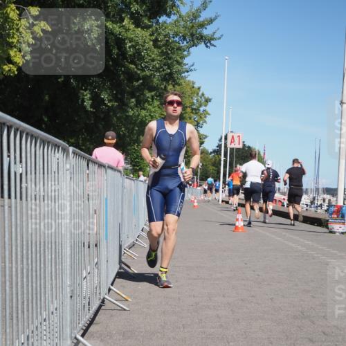 17.08.2025 - KN Förde Triathlon 2025 KatJ http://msf.ph/oto/8602054 17.08.2025 13:43:54 Laufen 464, 514 meine-sportfotos.de