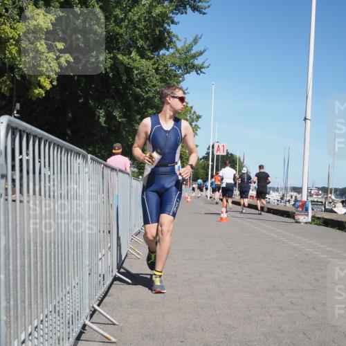 17.08.2025 - KN Förde Triathlon 2025 KatJ http://msf.ph/oto/8602069 17.08.2025 13:43:55 Laufen 464, 514 meine-sportfotos.de