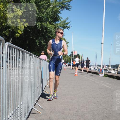 17.08.2025 - KN Förde Triathlon 2025 KatJ http://msf.ph/oto/8602073 17.08.2025 13:43:55 Laufen 464, 514 meine-sportfotos.de