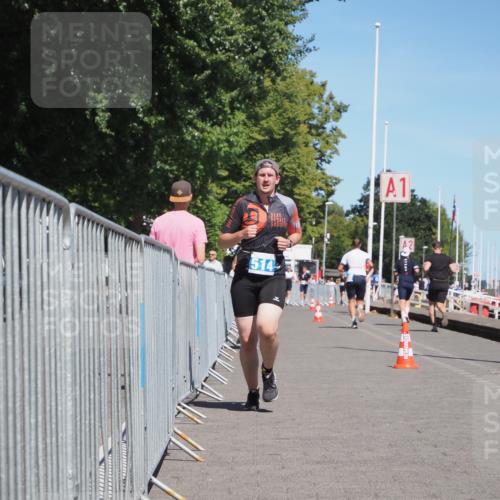 17.08.2025 - KN Förde Triathlon 2025 KatJ http://msf.ph/oto/8602106 17.08.2025 13:43:59 Laufen 465, 514, 542 meine-sportfotos.de