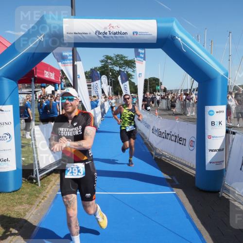 17.08.2025 - KN Förde Triathlon 2025 MichiJ http://msf.ph/oto/8602150 17.08.2025 12:18:56 Laufen 293, 380, 601, 624 meine-sportfotos.de