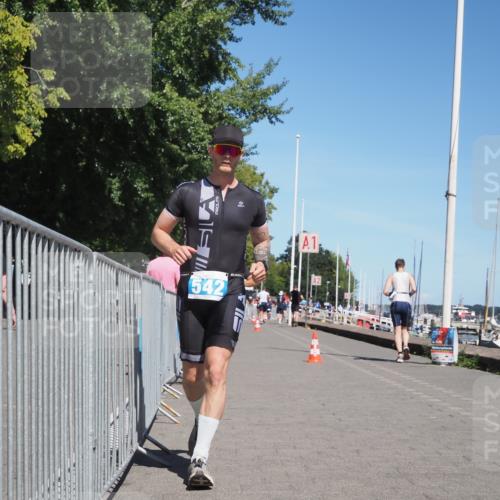 17.08.2025 - KN Förde Triathlon 2025 KatJ http://msf.ph/oto/8602202 17.08.2025 13:44:06 Laufen 465, 542 meine-sportfotos.de