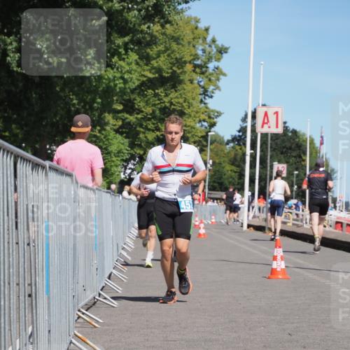 17.08.2025 - KN Förde Triathlon 2025 KatJ http://msf.ph/oto/8602263 17.08.2025 13:44:13 Laufen 440, 452, 527 meine-sportfotos.de
