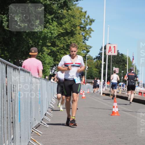 17.08.2025 - KN Förde Triathlon 2025 KatJ http://msf.ph/oto/8602267 17.08.2025 13:44:14 Laufen 440, 452, 527, 549 meine-sportfotos.de