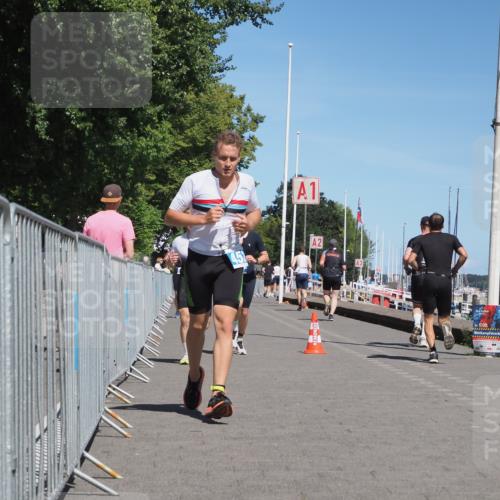 17.08.2025 - KN Förde Triathlon 2025 KatJ http://msf.ph/oto/8602286 17.08.2025 13:44:15 Laufen 440, 452, 527, 549 meine-sportfotos.de