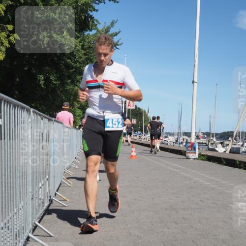 17.08.2025 - KN Förde Triathlon 2025 KatJ http://msf.ph/oto/8602322 17.08.2025 13:44:17 Laufen 440, 452, 527, 549 meine-sportfotos.de