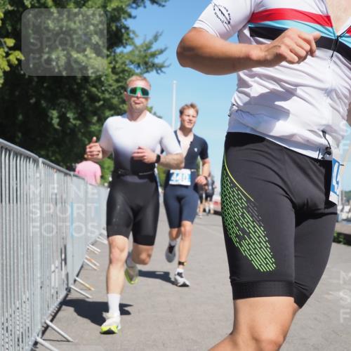 17.08.2025 - KN Förde Triathlon 2025 KatJ http://msf.ph/oto/8602347 17.08.2025 13:44:18 Laufen 440, 452, 527, 549 meine-sportfotos.de