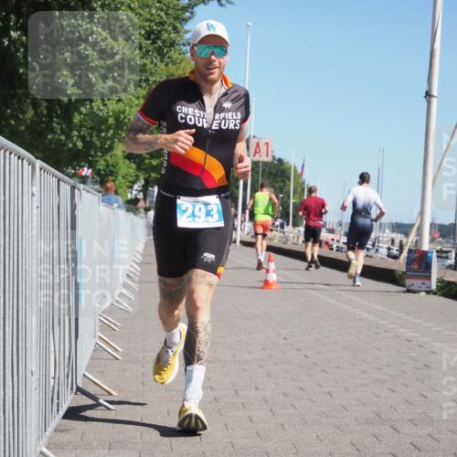 17.08.2025 - KN Förde Triathlon 2025 KatJ http://msf.ph/oto/8602359 17.08.2025 11:55:04 Laufen 269, 293, 360 meine-sportfotos.de