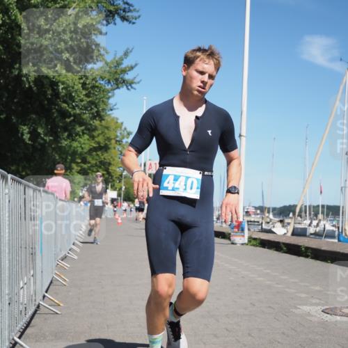 17.08.2025 - KN Förde Triathlon 2025 KatJ http://msf.ph/oto/8602380 17.08.2025 13:44:20 Laufen 440, 452, 527, 549 meine-sportfotos.de