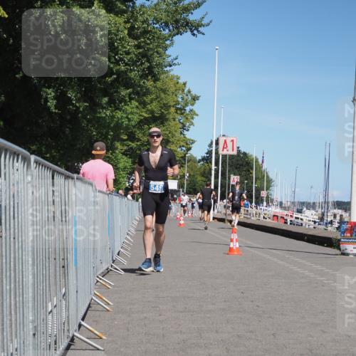 17.08.2025 - KN Förde Triathlon 2025 KatJ http://msf.ph/oto/8602398 17.08.2025 13:44:21 Laufen 440, 527, 549 meine-sportfotos.de