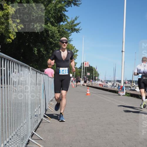 17.08.2025 - KN Förde Triathlon 2025 KatJ http://msf.ph/oto/8602448 17.08.2025 13:44:23 Laufen 484, 549 meine-sportfotos.de