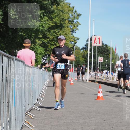 17.08.2025 - KN Förde Triathlon 2025 KatJ http://msf.ph/oto/8602464 17.08.2025 13:44:28 Laufen 484 meine-sportfotos.de