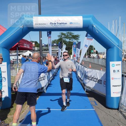 17.08.2025 - KN Förde Triathlon 2025 MichiJ http://msf.ph/oto/8602475 17.08.2025 14:12:48 Laufen 426 meine-sportfotos.de