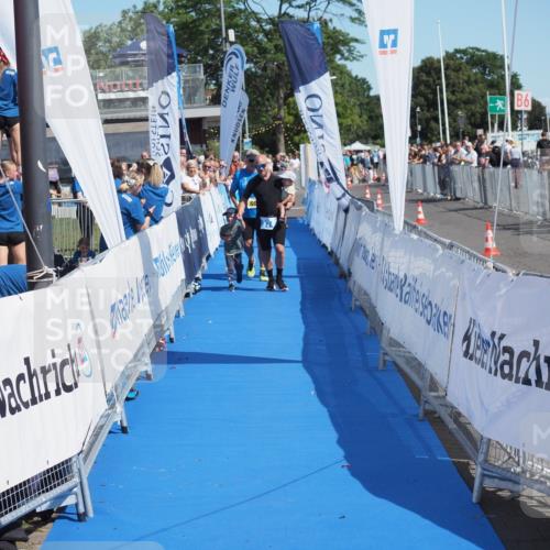 17.08.2025 - KN Förde Triathlon 2025 MichiJ http://msf.ph/oto/8602511 17.08.2025 12:19:37 Laufen  meine-sportfotos.de