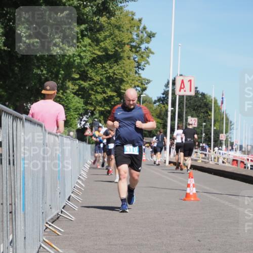 17.08.2025 - KN Förde Triathlon 2025 KatJ http://msf.ph/oto/8602543 17.08.2025 13:44:36 Laufen 410, 421 meine-sportfotos.de