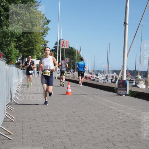 17.08.2025 - KN Förde Triathlon 2025 KatJ http://msf.ph/oto/8602592 17.08.2025 11:55:26 Laufen 267, 370, 629 meine-sportfotos.de